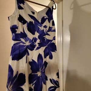 Jones New York Floral Blue/Purple and White Dress